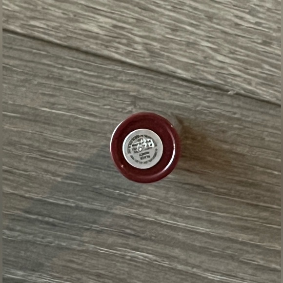 NWT Make Up Bundle. MAC Eyeshadow and Mascara, Too Faced Concealer & Clinique - Picture 8 of 9